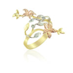 Δαχτυλίδι με λουλούδια