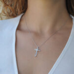 Σταυρός γυναικείος με λευκές πέτρες  (Αντιγραφή) - Image 2