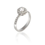 Μονόπετρο γυναικείο δαχτυλίδι από λευκόχρυσο στα 14 καράτια με ζιργκόν πέτρες